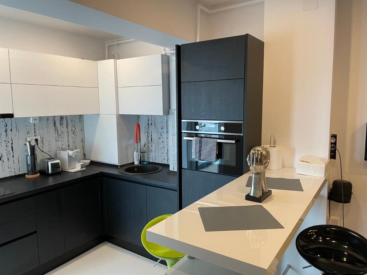 Fancy Westpark 2 Residence Lakeview W7 Bucharest Exterior photo